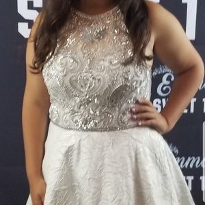 Morilee Madeline Gardner prom/quince/sweet 16